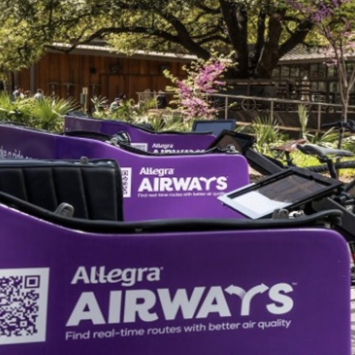 {{
                tmp_photo.alt }}